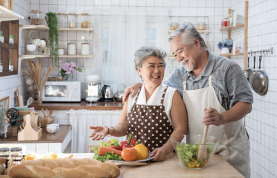 Tips Menurunkan Berat Badan untuk Usia 50 Tahun ke Atas